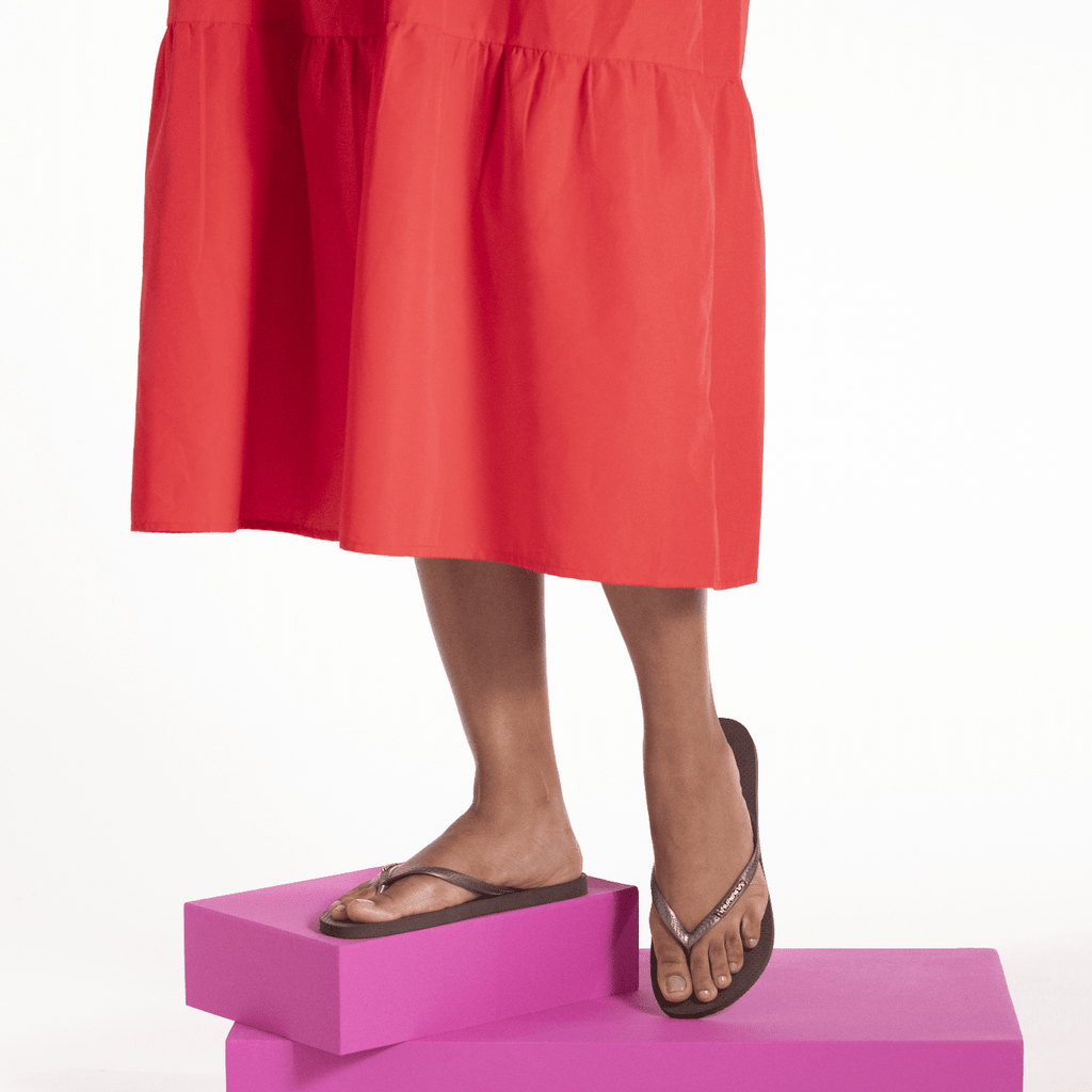 Chinelo Havaianas Slim Logo Metallic